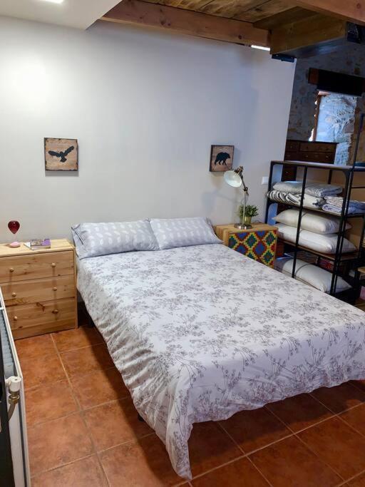 Mirador Yellow Door Apartment Ponferrada